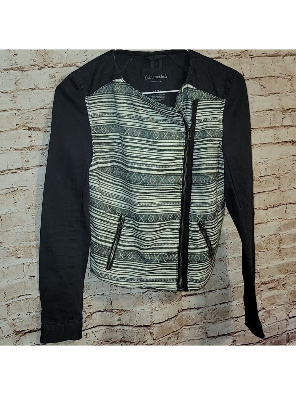 Aeropostale zip up jacket xs